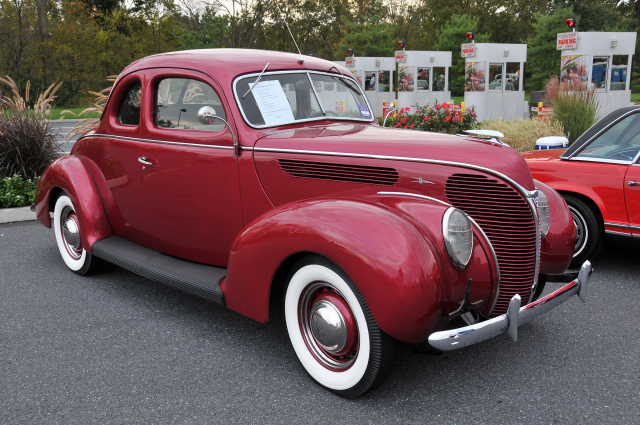 1938 Ford Deluxe Coupe photo - A.G. Arao / noyphoto photos at pbase.com