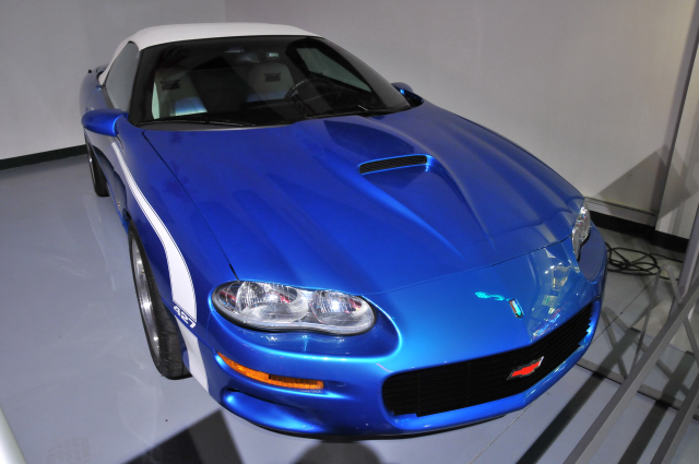 2002 Chevrolet Camaro, customized by Berger Chevrolet, 427 cid V8, 600 hp, Scott Milestone