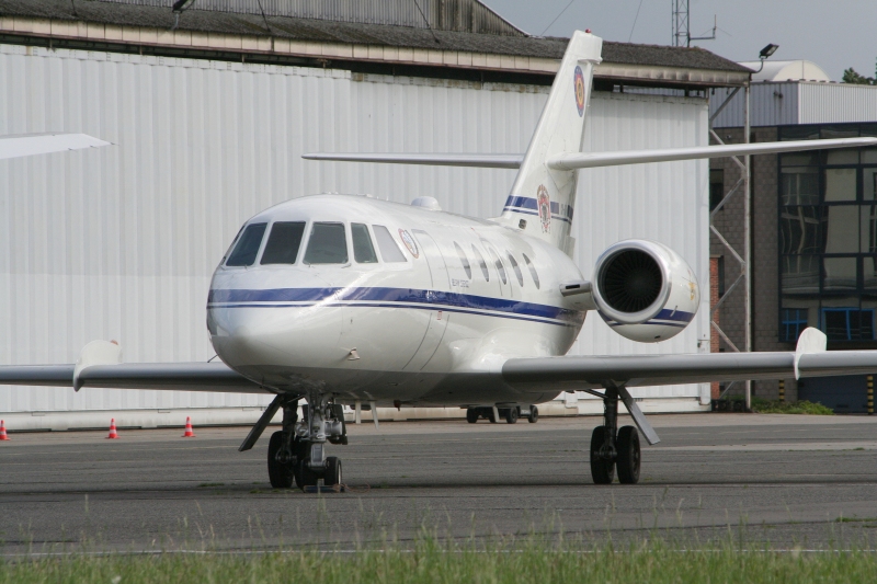 03-falcon20.jpg