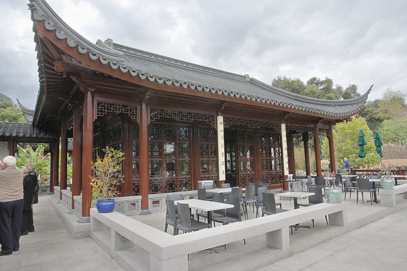 6132 - Chinese Garden Snack Bar