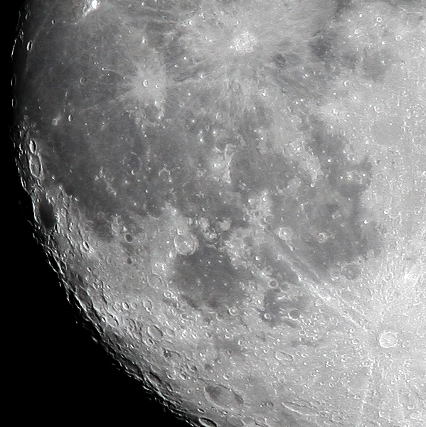 Moon at 840mm and 100% crop (1396)