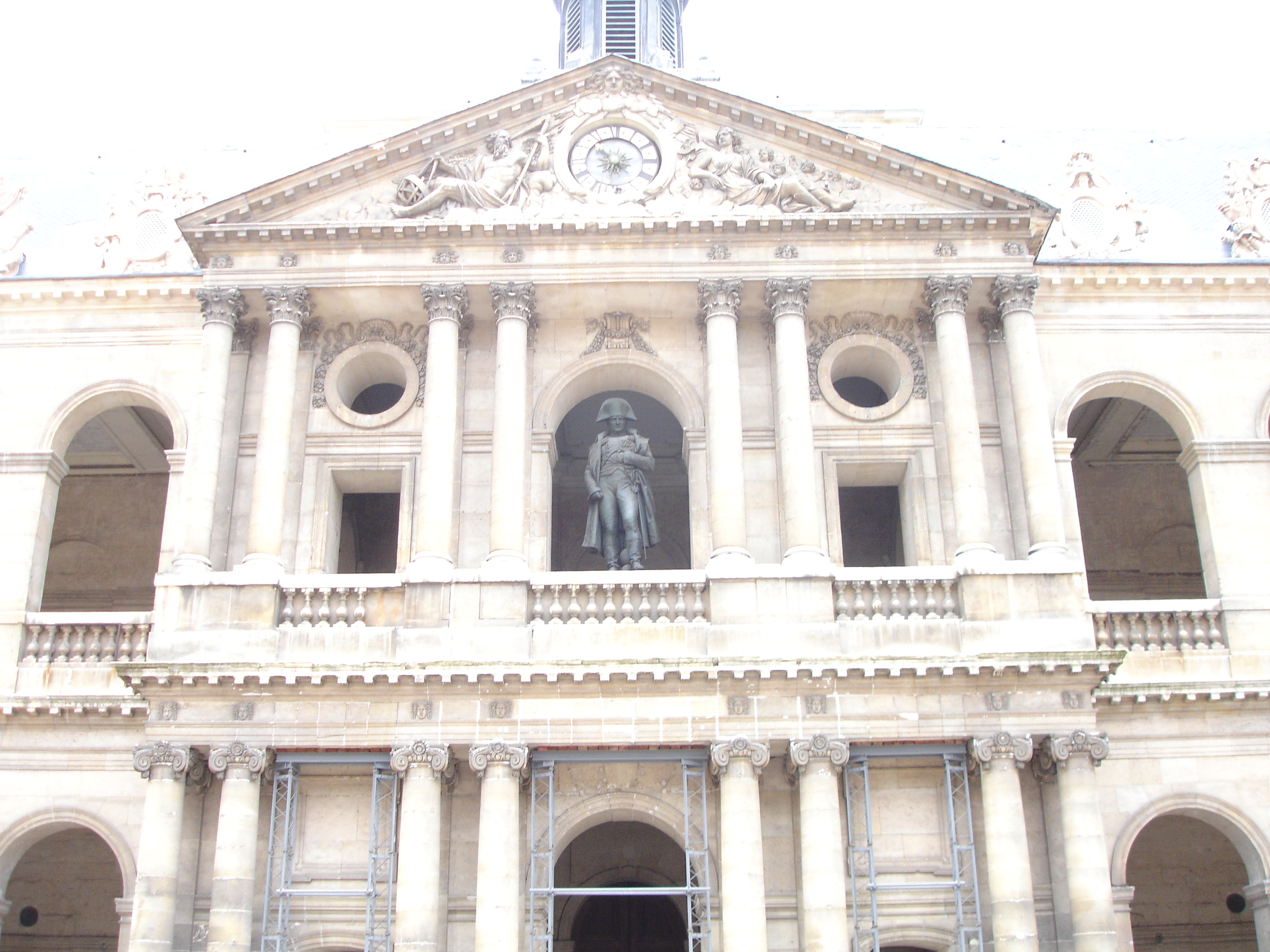 Napoleons Tomb Outside.JPG