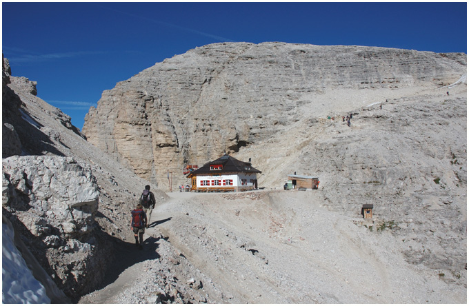 046.rif.forcella pordoi.jpg