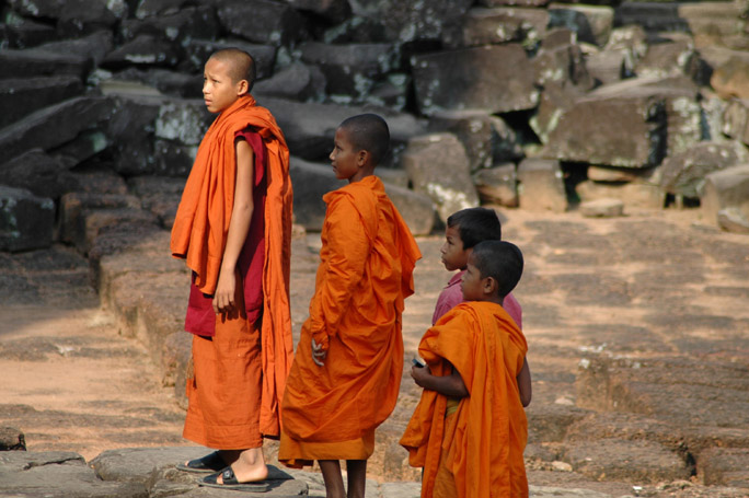 Monks at the Bayon.