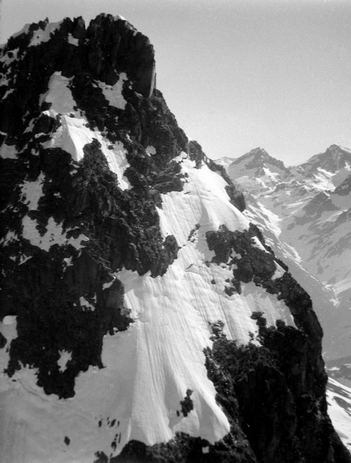 De la pointe Jean-Sant  la Pointe dAragon en 1961 Avec RV Franois et Marie-Jo
