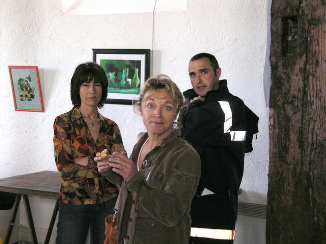 Muriel, Evelyne et un membre minent de la scurit