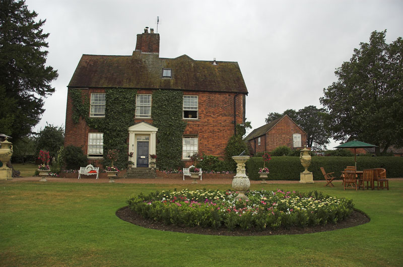 DSC_9874-01_web.jpg