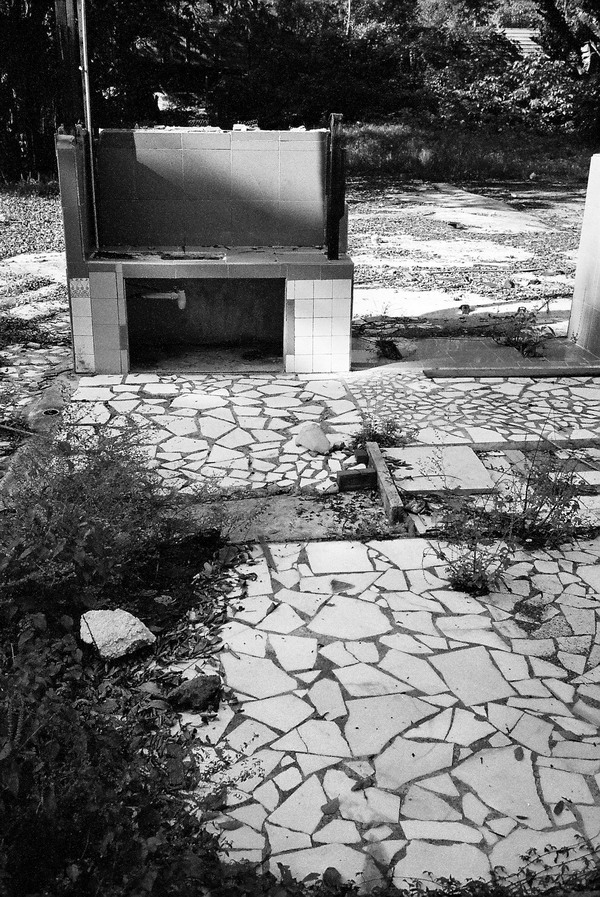 025.JPG