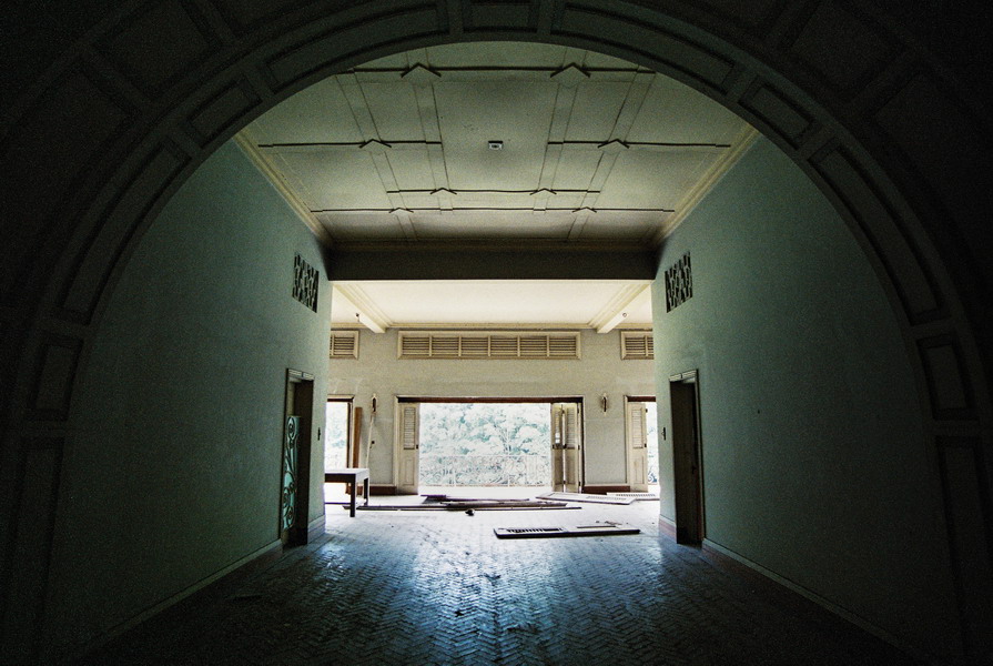 2nd floor hall