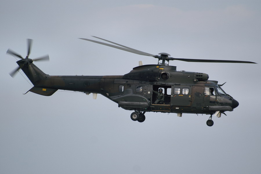 AS 332M Super Puma