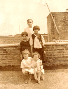 L. to R.: Front - Aunts Rosie & Clara.  Middle - Aunt Lilly & Hilda (Richard's mother). Rear - Uncle Morris  (1920's)