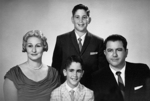Aunt Clara, uncle Morris (Moishe), and cousins Lenny (rear) and David (front) - mothers side