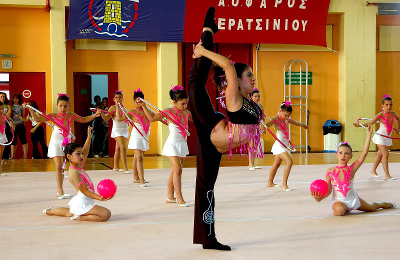 RHYTHMIC  GYMNASTICS  SHOW ...