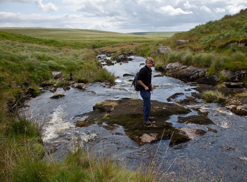 Tristan crossing the Erme (7/8/09)