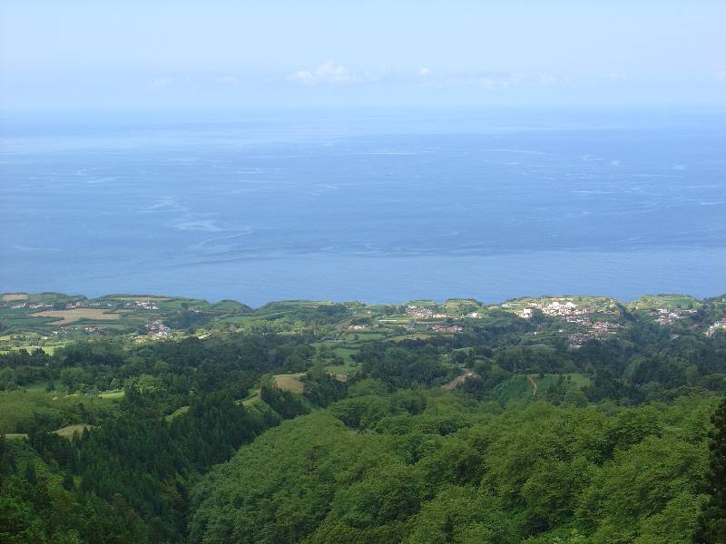 the ocean from the craters edge