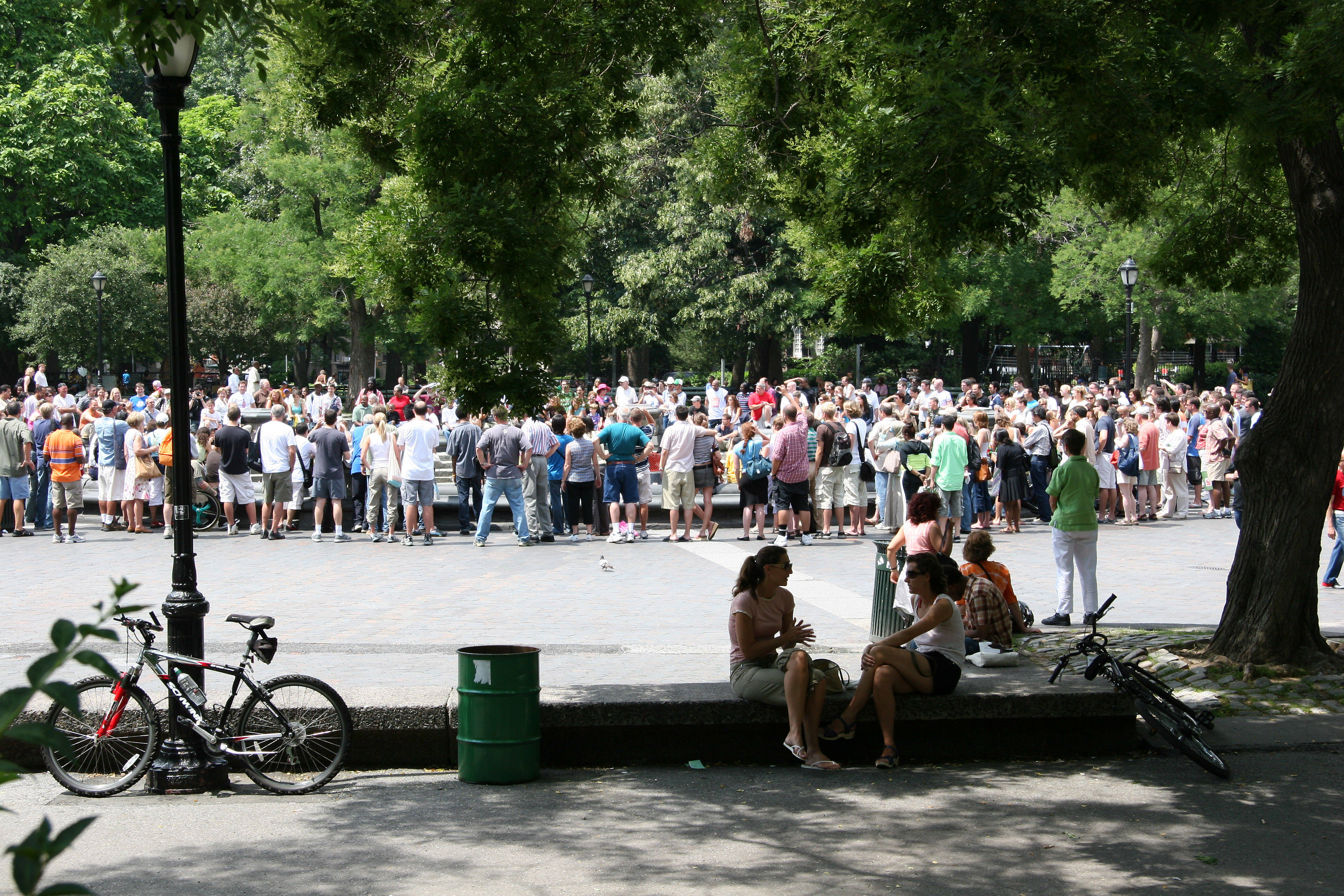Fountain Performance Audience
