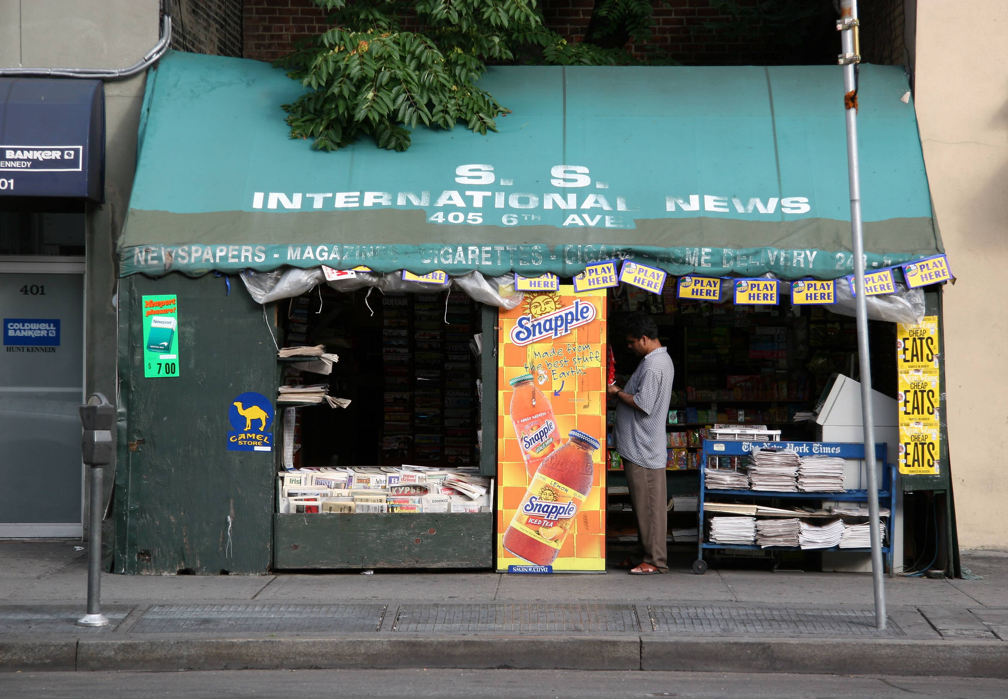 International News Stand