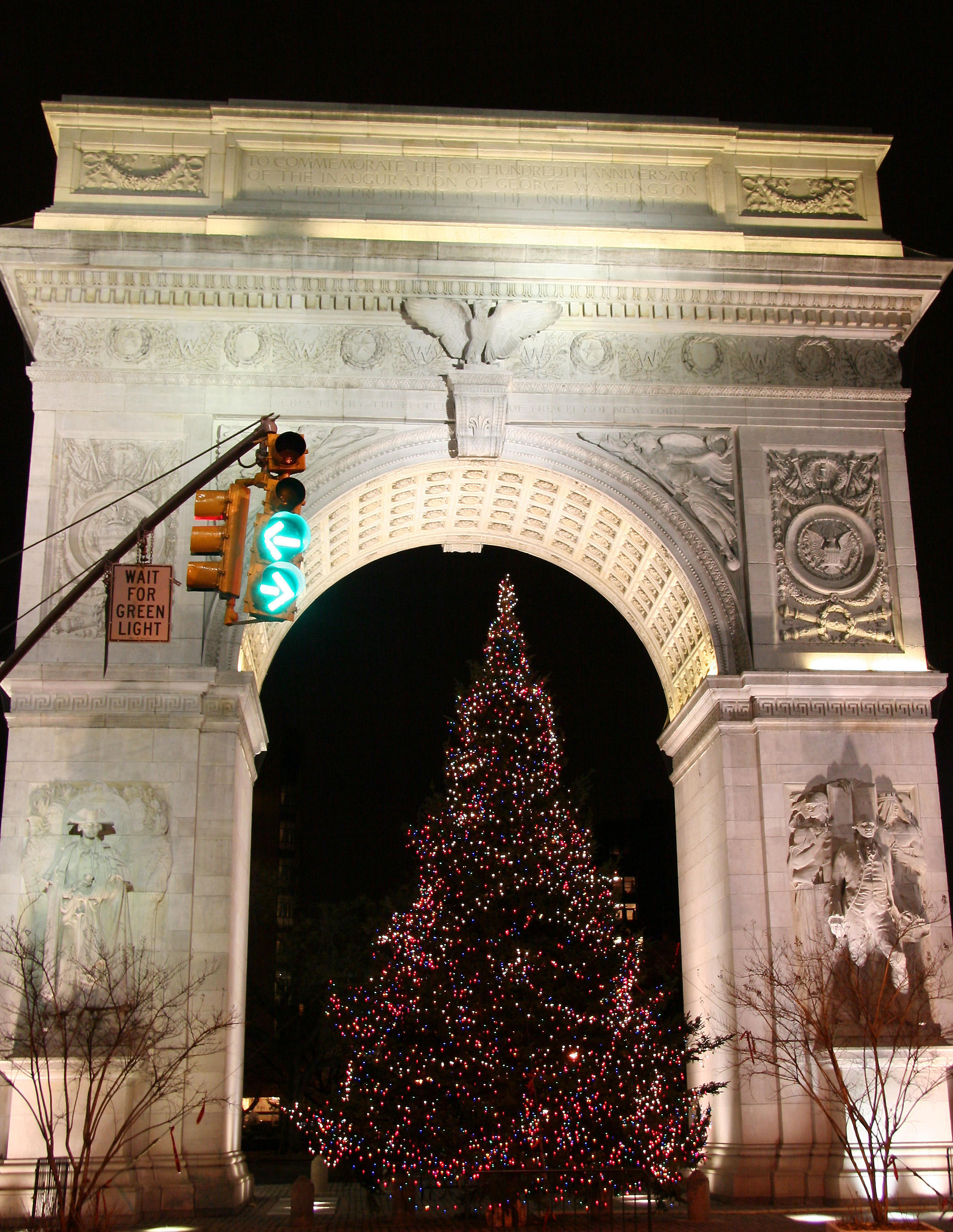 Christmas Tree at the Arch