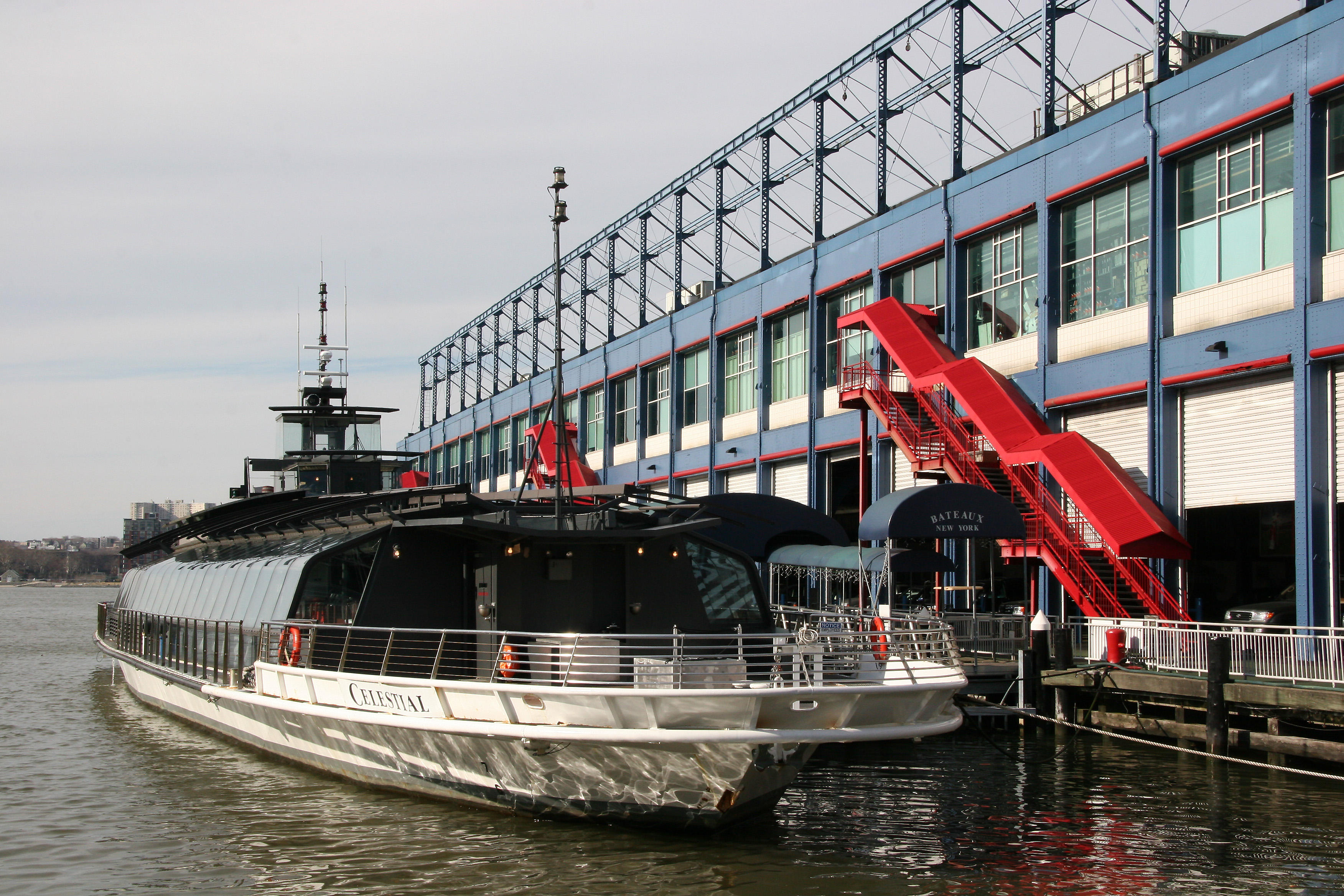 Chelsea Pier - Bateau Restaurant on the Celestial