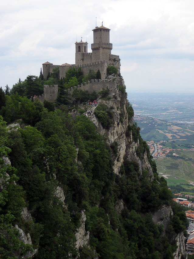 San-Marino: one of the towers.