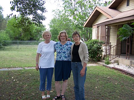 Joan Marie, Marilyn and Kath at Marilyns house