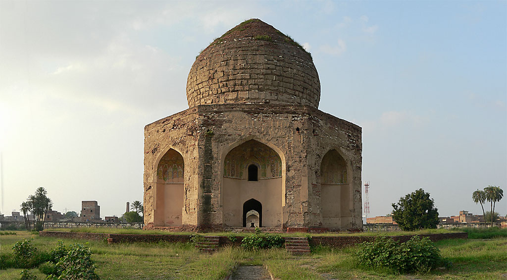 Asif Khans Tomb - 0044-3.jpg