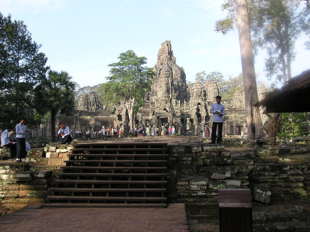 <a href=http://snipurl.com/kvl6>Bayon</a>