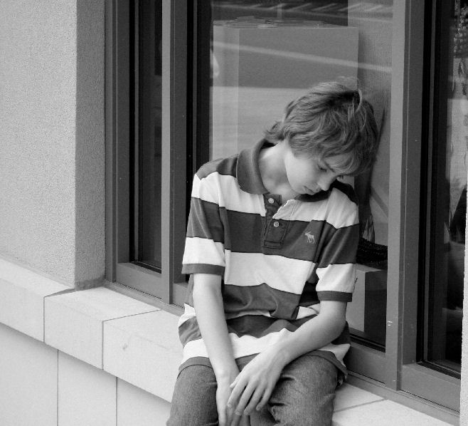 SAD LITTLE BOY