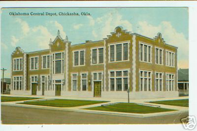 OK Chickasha Oklahoma Central Depot 1915.jpg