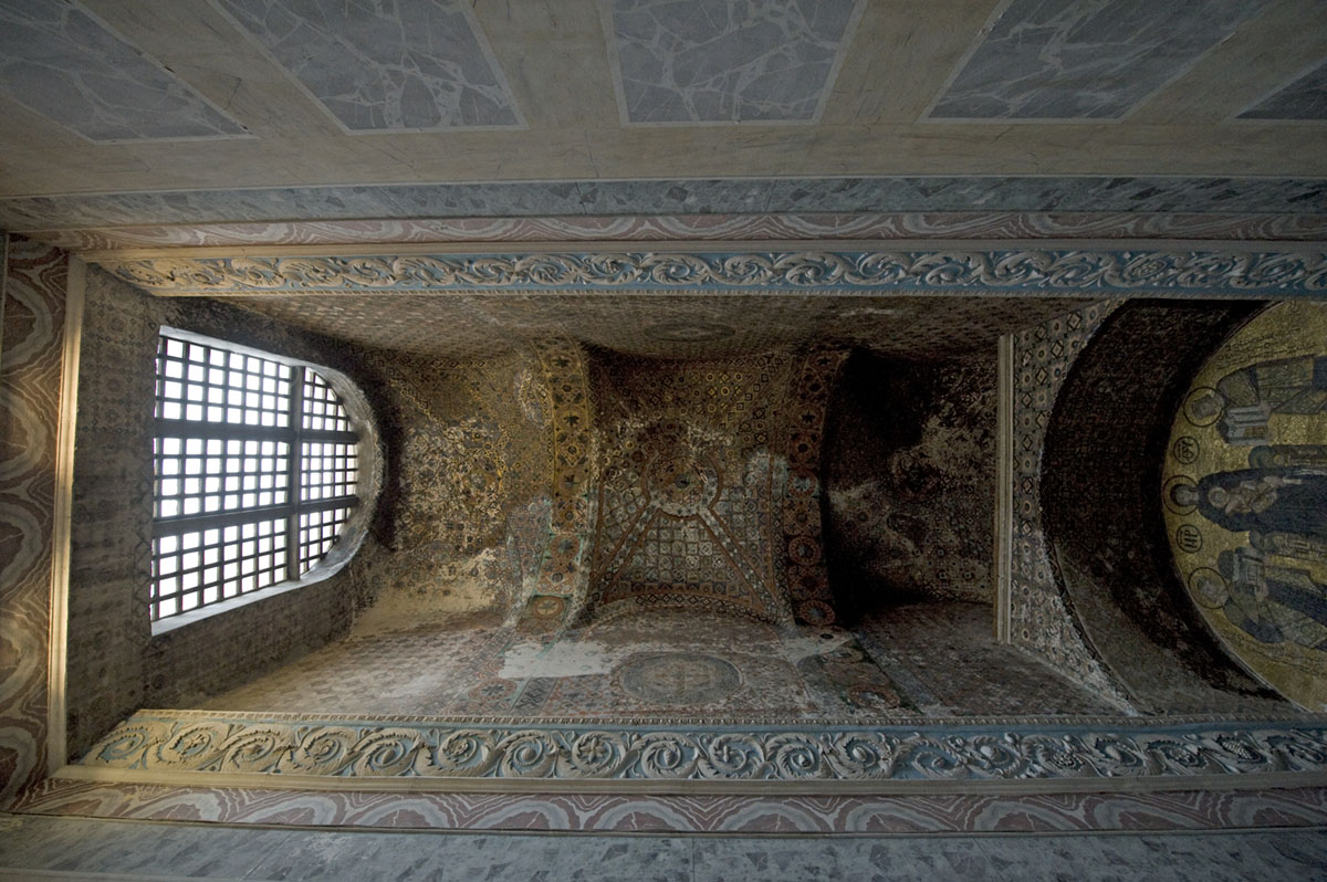 Istanbul Haghia Sophia june 2009 0897.jpg