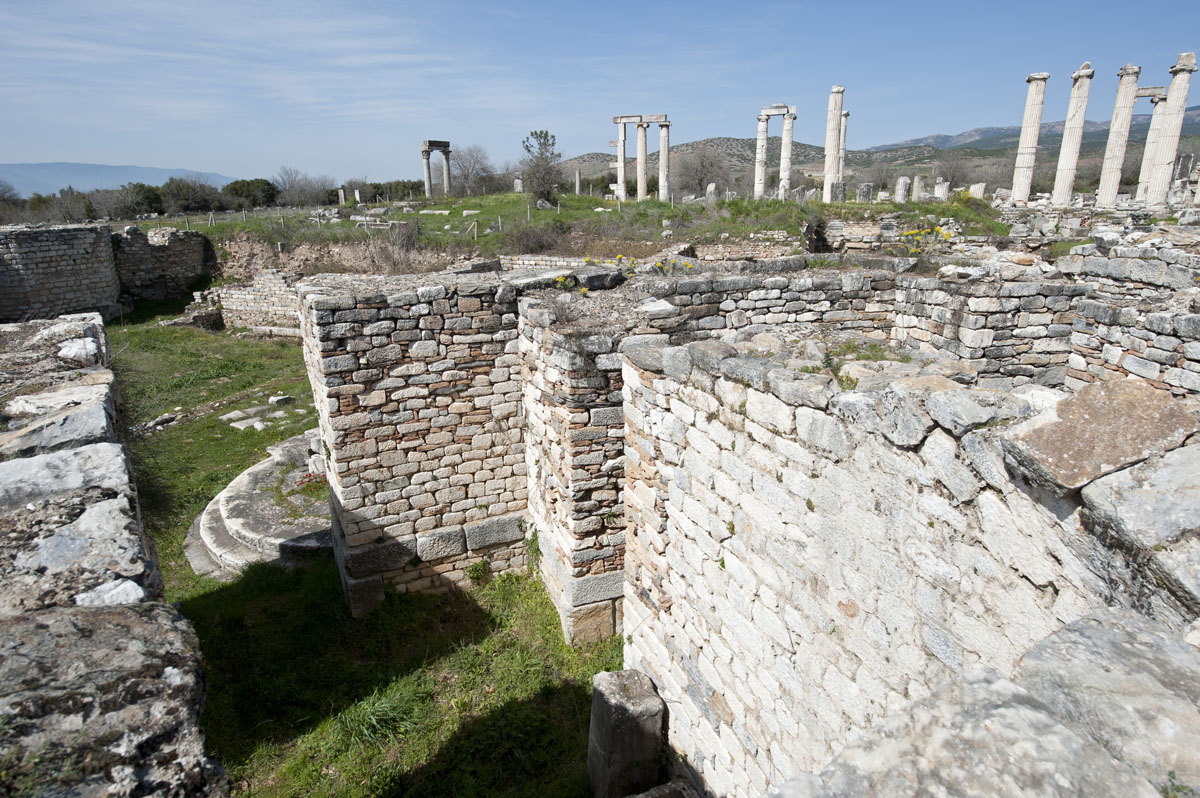 Aphrodisias March 2011 4518.jpg