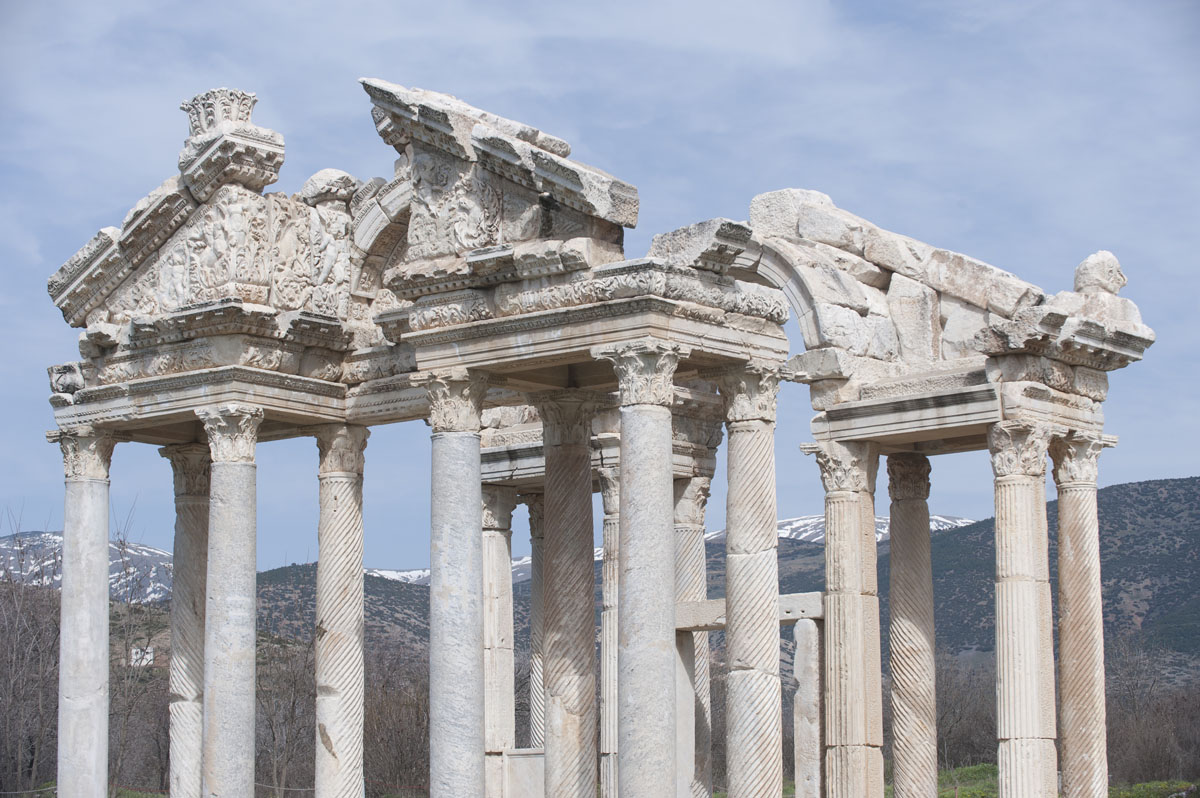 Aphrodisias March 2011 4599.jpg