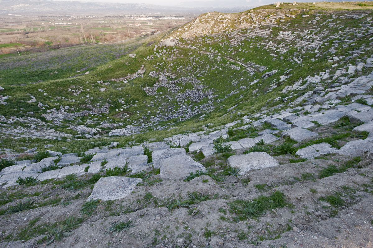 Laodikeia ad Lycum North Theatre 4789.jpg