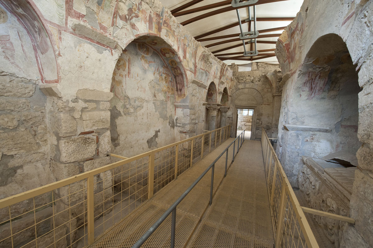 Myra Saint Nicolas church March 2011 5917.jpg