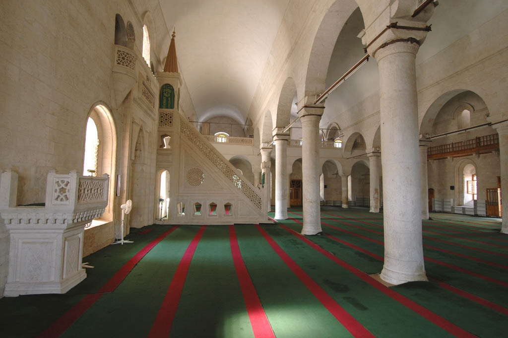 Şanlıurfa at Salahiddini Eybi Mosque 3654.jpg