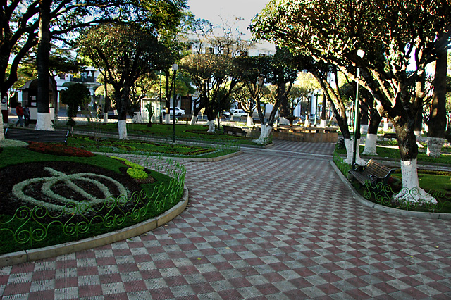 Sucre Plaza