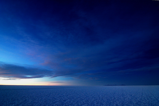 Salar de Uyuni Sunrise