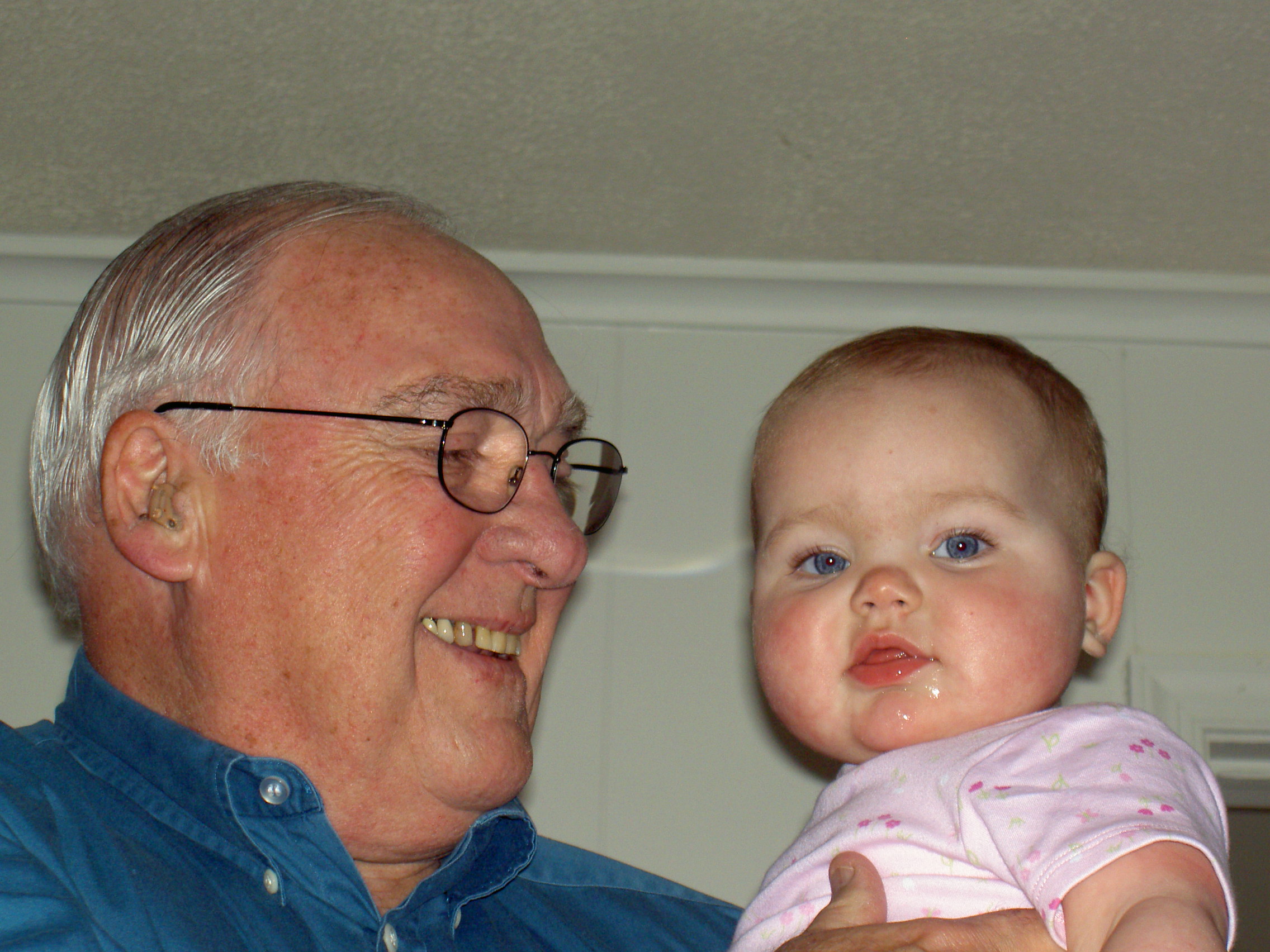 AprilMarchSallyJoFriends06 proudpapa.jpg