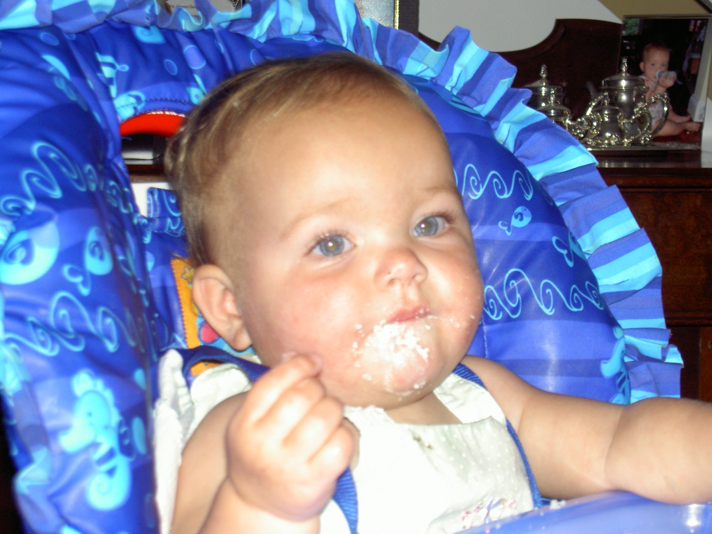 eatingcake4.jpg