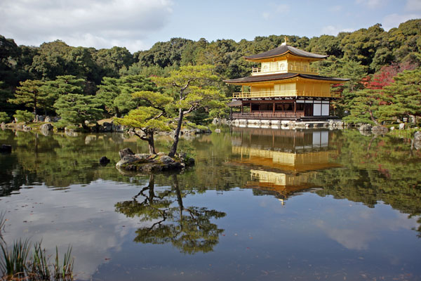 Kinkakuji Temple - Golden pavilion