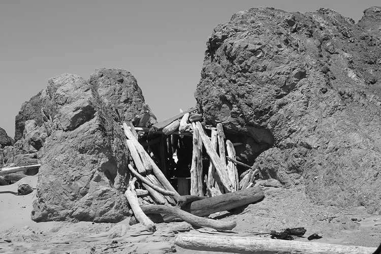 Oregon Coast beach lean-to in rock.jpg