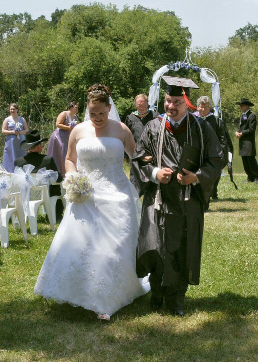 dsc09596 sample grad down the aisle.jpg
