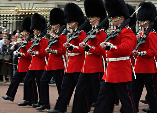 queens guards, london