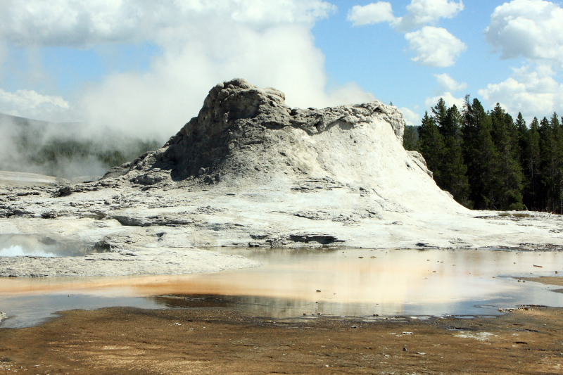 Giant Geyser, Upper Geyser Basin - Yellowstone National Park