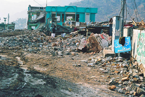 Earthquake damage in Bagh