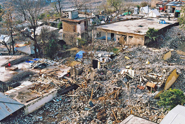Earthquake damage in Bagh