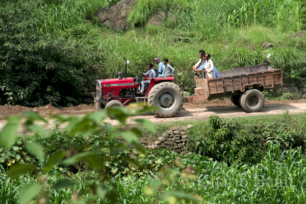 Tractor trolly