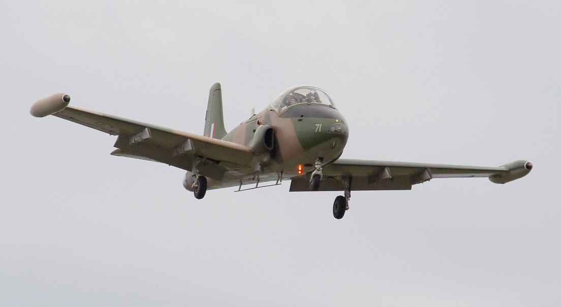 BAC Strikemaster 20 May 06 - About to Storm...