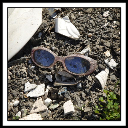 B-scoobyglasses.jpg