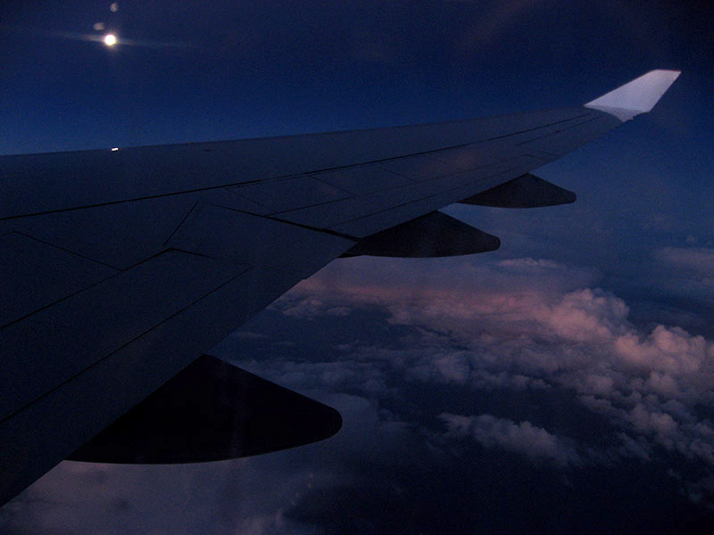 Moonlit view from Lufthansa .. 1040